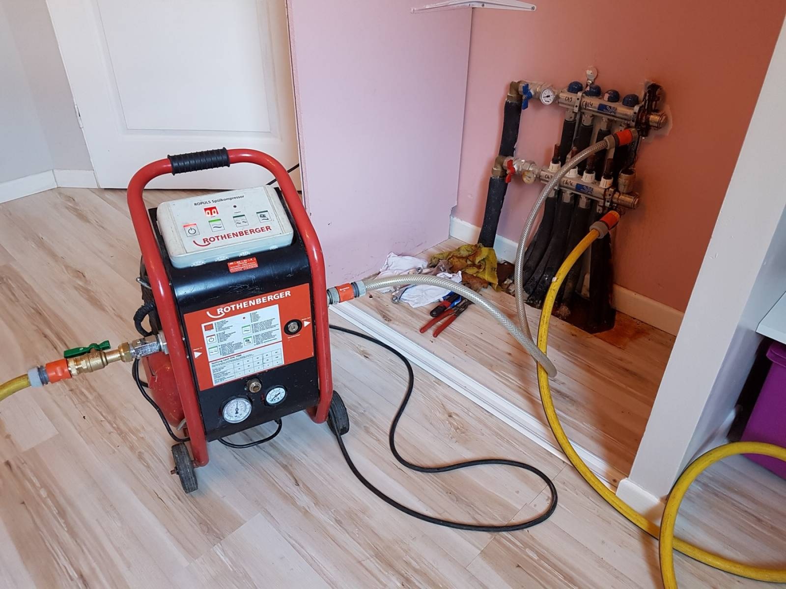 Orhantepe Vaillant Hermetik Şofben Kombi Bakımı